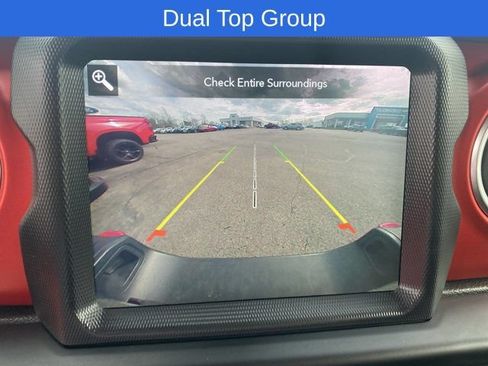 Used 2020 Jeep Gladiator Rubicon w/ Dual Top Group AWD/4WD image 16