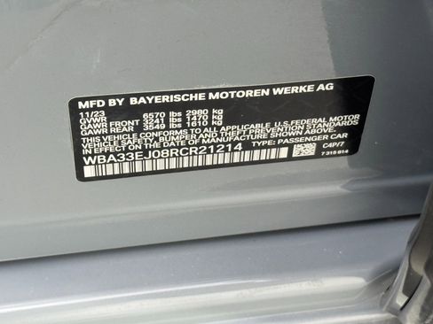 Used 2024 BMW 760i xDrive w/ Premium Package 2 image 55