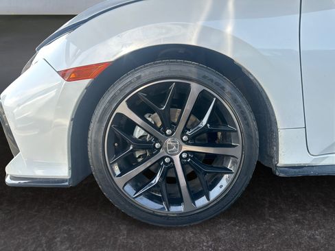 Used 2021 Honda Civic Sport image 14