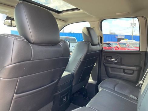 Used 2015 RAM 1500 Laramie w/ Convenience Group AWD/4WD image 16