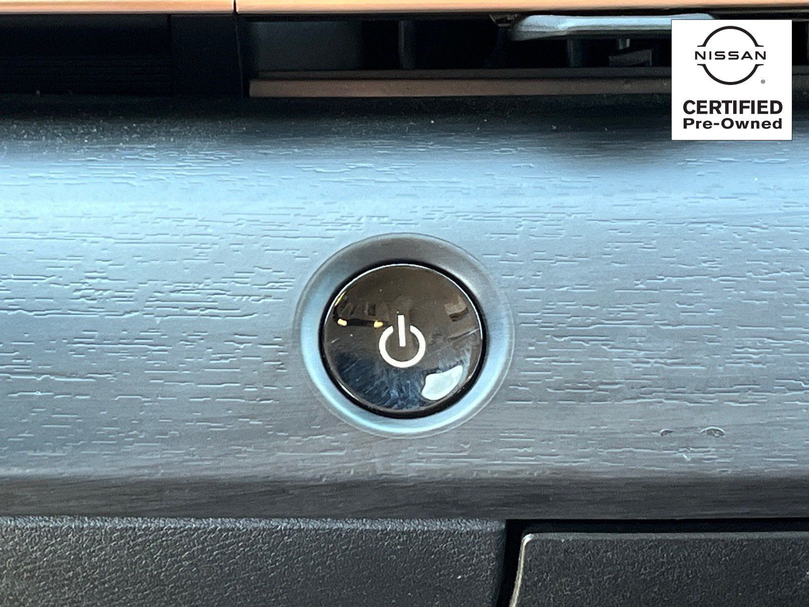 Certified 2025 Nissan Ariya FWD image 22