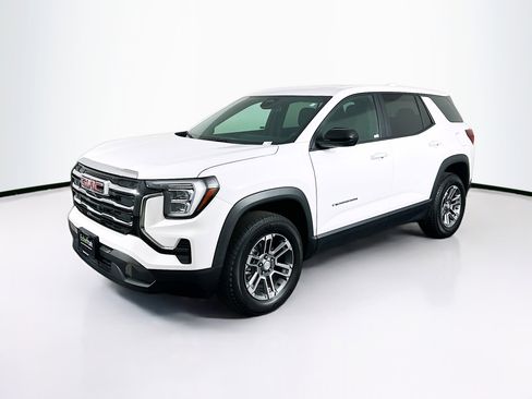 Used 2026 GMC Terrain Elevation FWD image 3