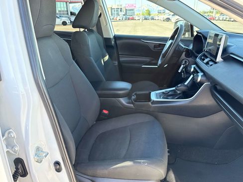 Used 2024 Toyota RAV4 LE AWD/4WD image 17