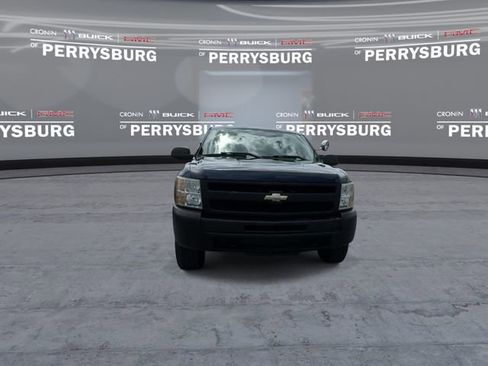 Used 2009 Chevrolet Silverado 1500 W/T AWD/4WD image 2