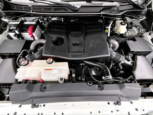 Used 2023 Toyota Tundra SR5 image 31