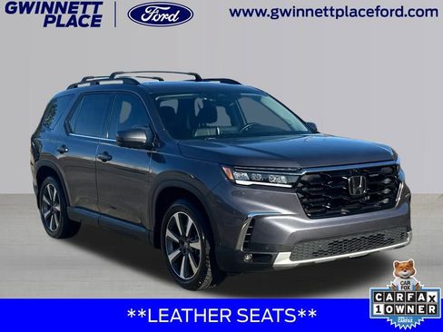 Used 2025 Honda Pilot Elite image 3