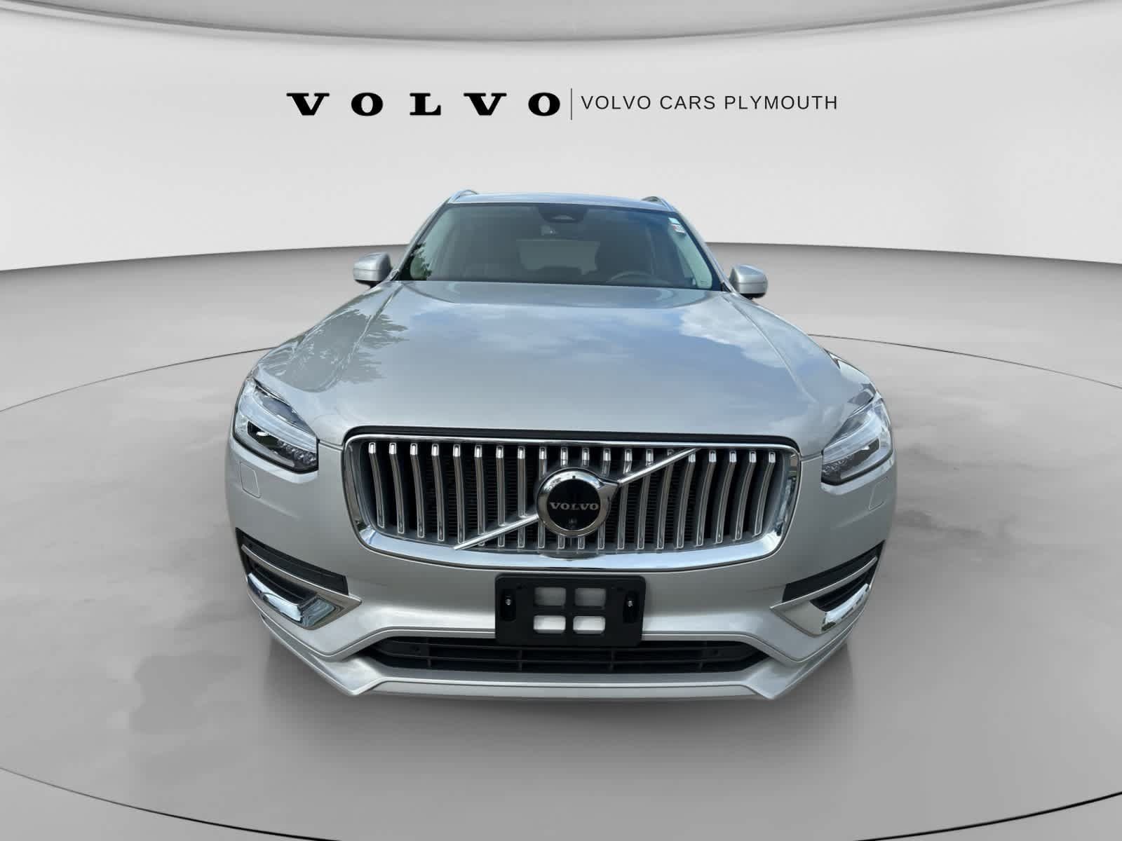 Used 2023 Volvo XC90 B6 Plus w/ Protection Package AWD/4WD image 3