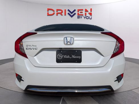 Used 2020 Honda Civic LX image 4