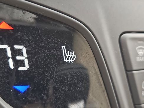 Used 2019 Buick Envision Essence image 22