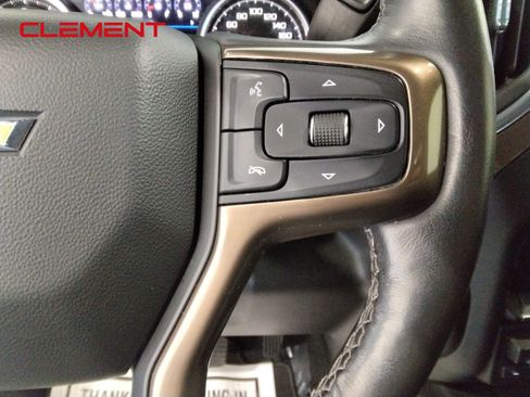 Used 2022 Chevrolet Silverado 1500 High Country image 13