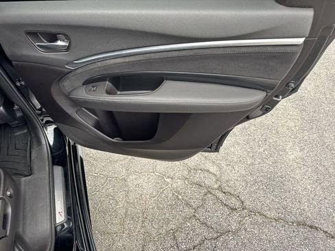 Used 2019 Acura MDX A-Spec image 16