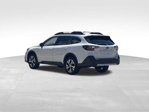 Used 2021 Subaru Outback Limited AWD/4WD image 6