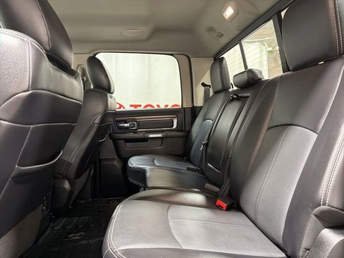 Used 2018 RAM 1500 Laramie w/ Convenience Group image 20