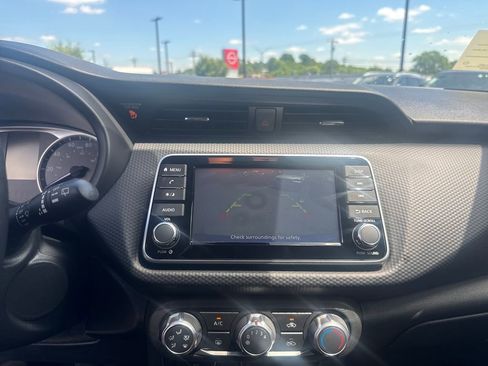 Used 2025 Nissan Kicks Play S FWD image 18