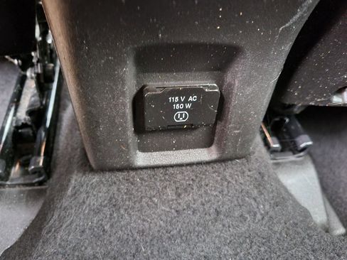 Used 2017 Jeep Renegade Trailhawk AWD/4WD image 25