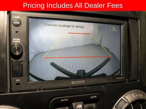Used 2018 Jeep Wrangler Unlimited Sport S AWD/4WD image 14