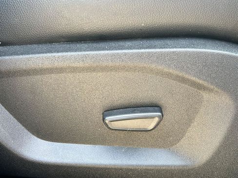 Used 2023 Ford Edge SEL w/ Convenience Package AWD/4WD image 29