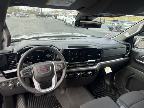 New 2026 GMC Sierra 1500 Elevation image 14