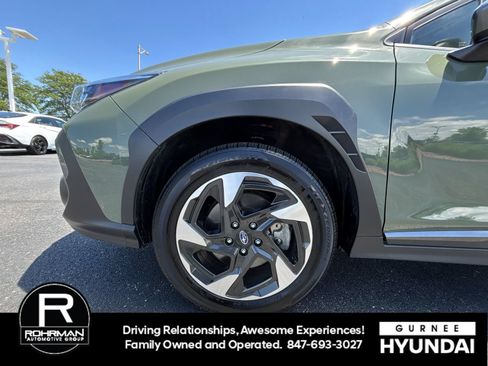 Used 2024 Subaru Crosstrek 2.5i Limited w/ Crosstrek Mirror Package AWD/4WD image 12