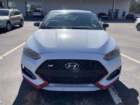 Used 2020 Hyundai Veloster N w/ Performance Package image 2