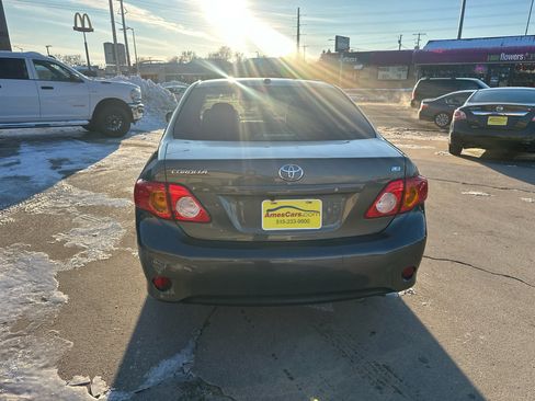Used 2010 Toyota Corolla LE image 4