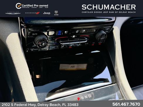 Used 2024 Jeep Grand Cherokee Limited w/ Luxury Tech Group II RWD image 23