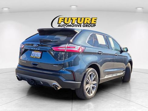 Certified 2023 Ford Edge Titanium w/ Class II Trailer Tow Package image 4
