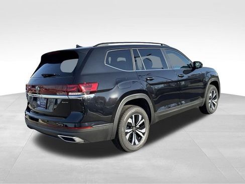 New 2026 Volkswagen Atlas SE image 5