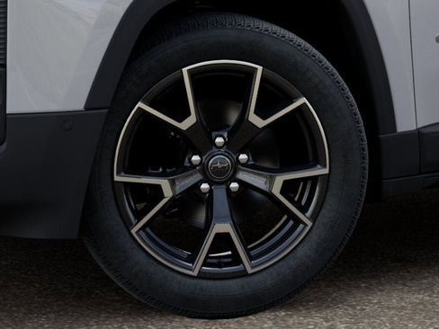 New 2026 Jeep Cherokee Overland w/ Advanced Pro Tech Group image 8