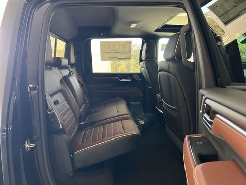 New 2026 GMC Sierra 2500 Denali Ultimate image 32