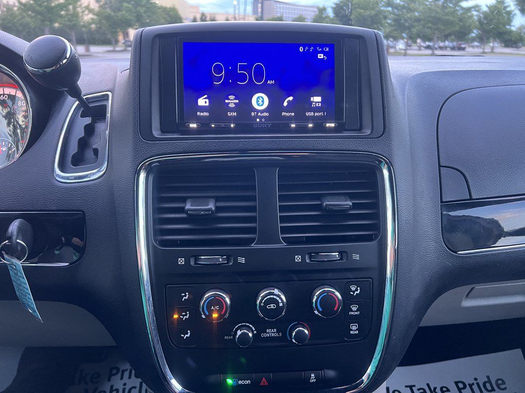 Used 2017 Dodge Grand Caravan SE FWD image 20