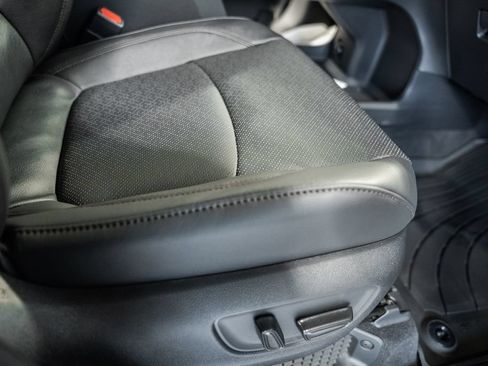 New 2026 Toyota Sienna Platinum AWD/4WD image 39