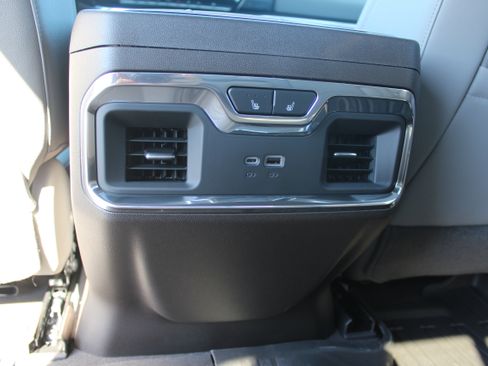 New 2026 GMC Sierra 1500 SLT image 48