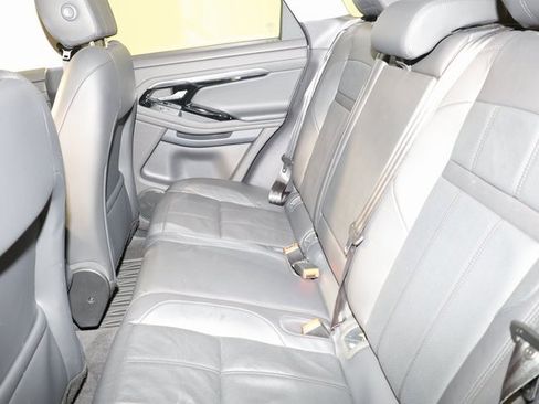 Used 2020 Land Rover Range Rover Evoque S image 24