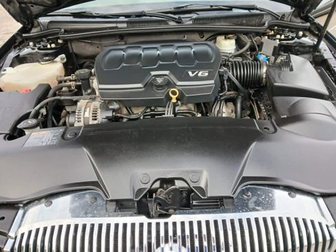 Used 2011 Buick Lucerne CXL FWD image 15