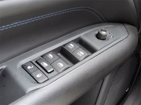 New 2026 Jeep Compass Latitude image 23