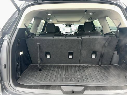 Certified 2025 Subaru Ascent Limited w/ Popular Package #2 image 16