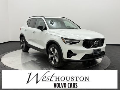 Certified 2026 Volvo XC40 B5 Plus