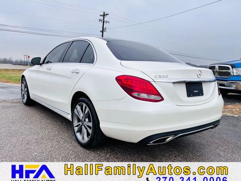Used 2018 Mercedes-Benz C 300 4MATIC Sedan image 3