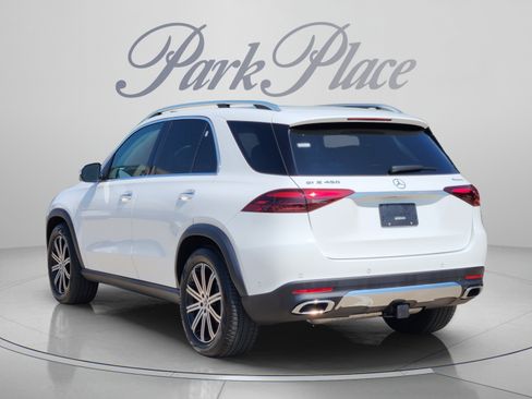 Used 2024 Mercedes-Benz GLE 450 4MATIC image 3