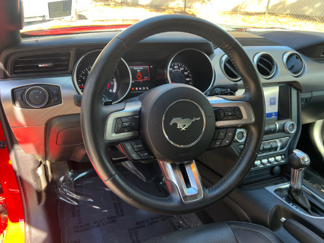 Used 2020 Ford Mustang Premium RWD image 22