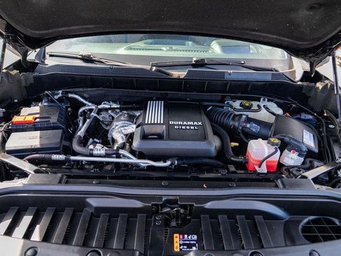 Used 2020 Chevrolet Silverado 1500 High Country w/ Technology Package image 30