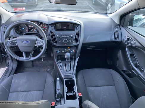 Used 2018 Ford Focus S image 16