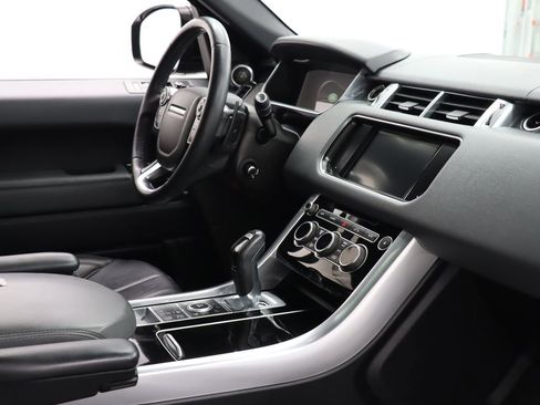 Used 2015 Land Rover Range Rover Sport Supercharged AWD/4WD image 31