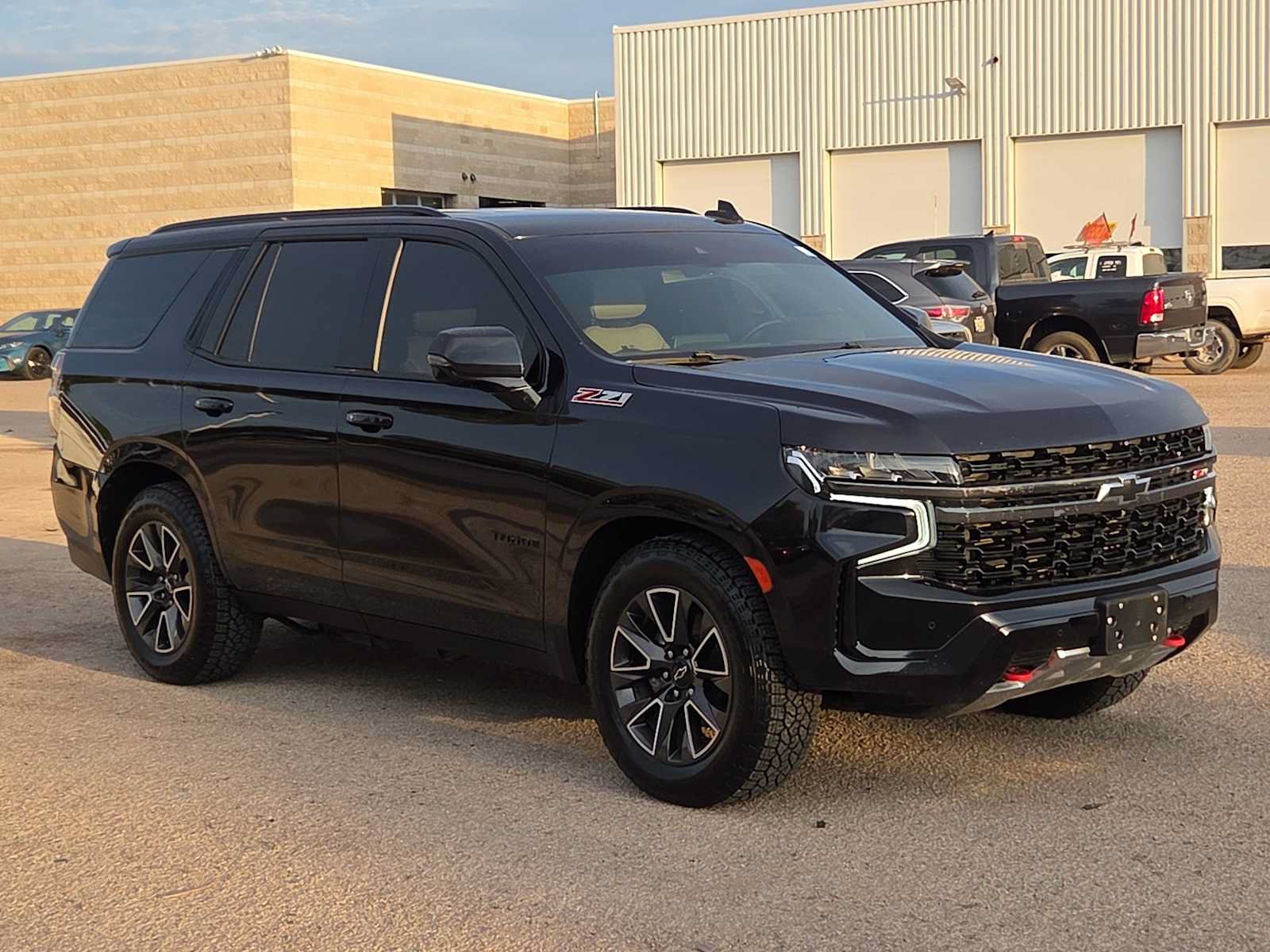 Used 2022 Chevrolet Tahoe Z71 w/ Z71 Off-Road Package AWD/4WD image 2