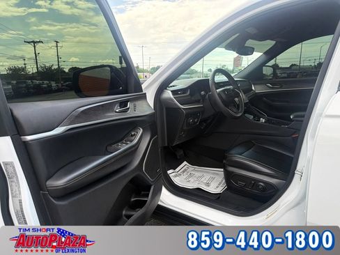 Used 2024 Jeep Grand Cherokee Limited 4xe AWD/4WD image 12