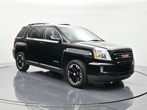 Used 2017 GMC Terrain SLE w/ Nightfall Package image 3