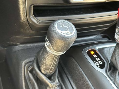Used 2020 Jeep Wrangler Unlimited Sport S AWD/4WD image 30