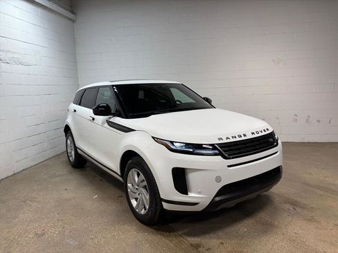 New 2026 Land Rover Range Rover Evoque S image 4