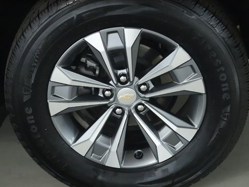 Used 2025 Chevrolet Equinox LT image 37